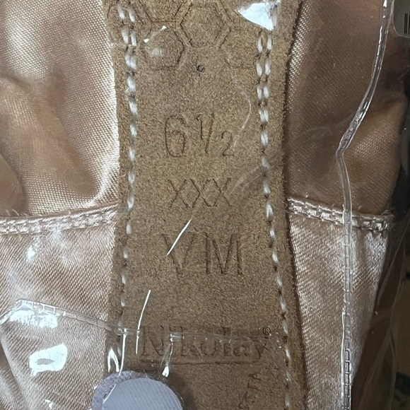 Nikolay Pointe Shoes 6.5 - Picture 8 of 9